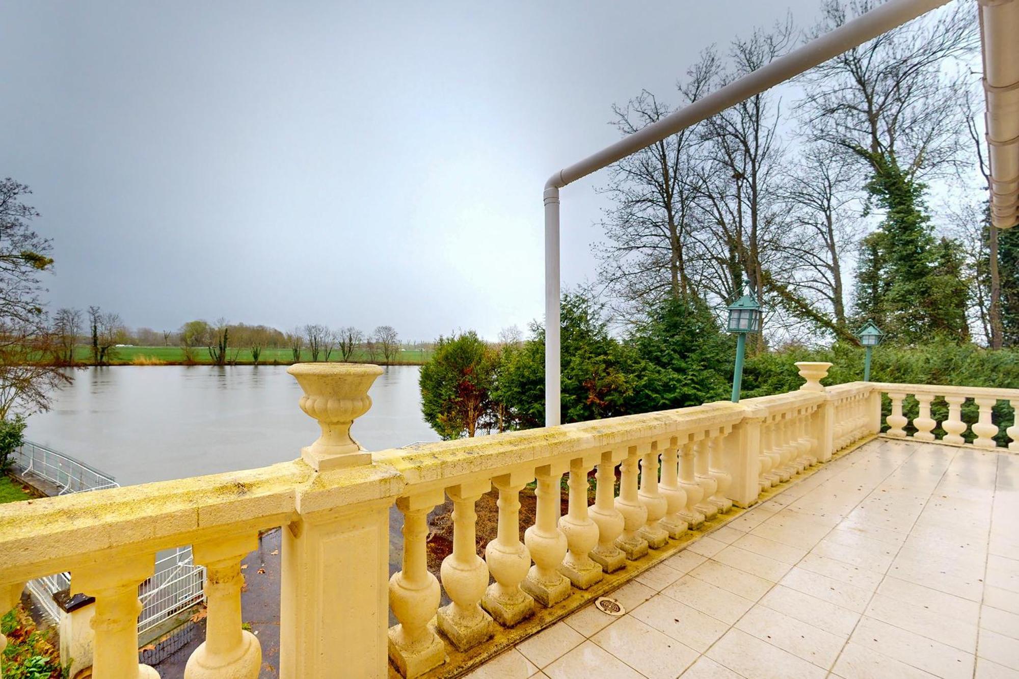 Chambre Au Manoir De L'Onde, Au Bord De L'Yonne, Pres De Sens Villeperrot Exterior photo